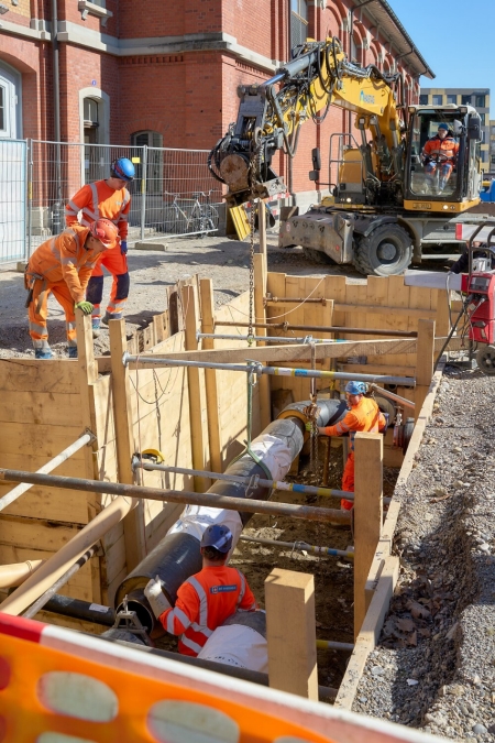 Der Eingriff ins Fernw&auml;rmenetz ist heikel. 